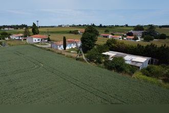 Ma-Cabane - Vente Immeuble CHANIERS, 290 m²