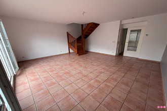 Ma-Cabane - Vente Maison CHANTELOUP-LES-VIGNES, 88 m²
