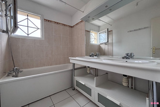 Ma-Cabane - Vente Maison CHANTELOUP-LES-VIGNES, 88 m²