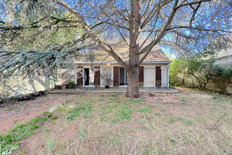 Ma-Cabane - Vente Maison CHANTILLY, 134 m²