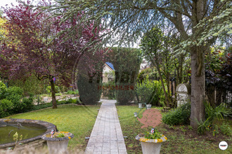 Ma-Cabane - Vente Maison CHAPET, 300 m²