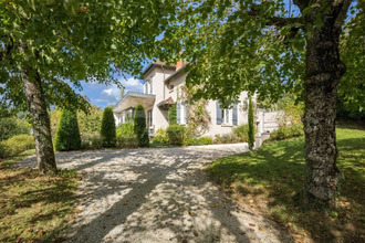 Ma-Cabane - Vente Maison CHARBONNIERES LES BAINS, 190 m²