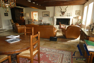 Ma-Cabane - Vente Maison Charentilly, 249 m²