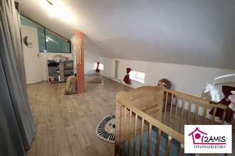 Ma-Cabane - Vente Maison CHARMES, 125 m²