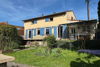 Ma-Cabane - Vente Maison CHARMES, 130 m²