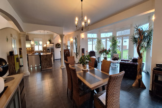 Ma-Cabane - Vente Maison Charmoy, 218 m²