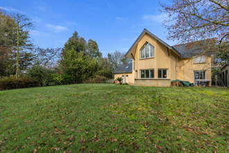 Ma-Cabane - Vente Maison CHARTRES-DE-BRETAGNE, 217 m²