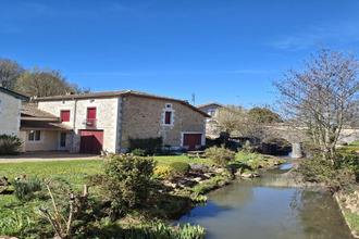 Ma-Cabane - Vente Maison Chasseneuil-sur-Bonnieure, 219 m²