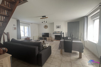 Ma-Cabane - Vente Maison Châteaumeillant, 74 m²
