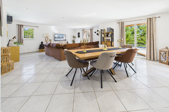 Ma-Cabane - Vente Maison CHATEAUNEUF-LE-ROUGE, 145 m²