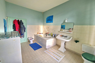 Ma-Cabane - Vente Maison CHATEAUNEUF-SUR-SARTHE, 307 m²