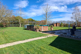 Ma-Cabane - Vente Maison CHATEAUNEUF-SUR-SARTHE, 151 m²