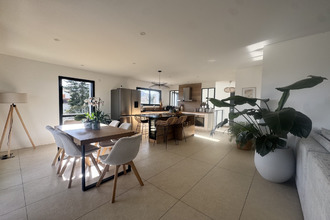 Ma-Cabane - Vente Maison Châtel-Guyon, 130 m²