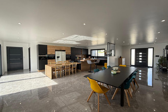 Ma-Cabane - Vente Maison CHATELLERAULT, 250 m²