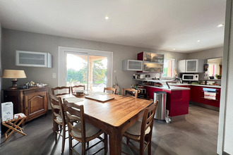 Ma-Cabane - Vente Maison CHAVANNES-SUR-SURAN, 182 m²