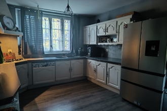 Ma-Cabane - Vente Maison Chef-Boutonne, 200 m²