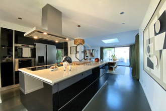 Ma-Cabane - Vente Maison Chennevières-sur-Marne, 220 m²