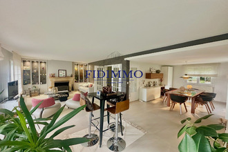 Ma-Cabane - Vente Maison Chennevières-sur-Marne, 220 m²