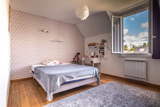 Ma-Cabane - Vente Maison CHENNEVIERES-SUR-MARNE, 212 m²