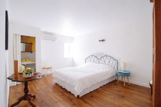 Ma-Cabane - Vente Maison CHERVES-RICHEMONT, 320 m²