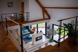 Ma-Cabane - Vente Maison CHEVILLON-SUR-HUILLARD, 232 m²
