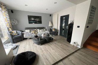 Ma-Cabane - Vente Maison CHEVRY-COSSIGNY, 138 m²