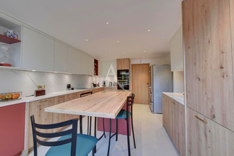 Ma-Cabane - Vente Maison CHEVRY-COSSIGNY, 190 m²