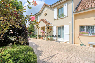 Ma-Cabane - Vente Maison Chevry-Cossigny, 191 m²