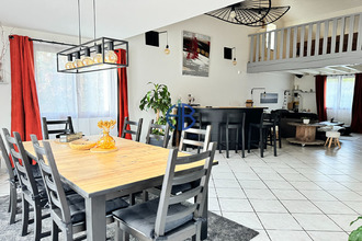 Ma-Cabane - Vente Maison CHIRENS, 145 m²