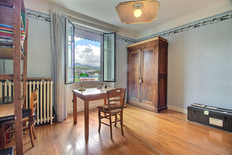 Ma-Cabane - Vente Maison CLERMONT-FERRAND, 246 m²