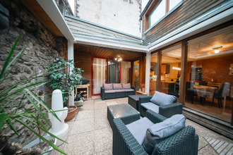 Ma-Cabane - Vente Maison Clermont-Ferrand, 207 m²
