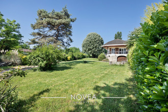 Ma-Cabane - Vente Maison Collonges-au-Mont-d'Or, 211 m²