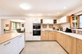 Ma-Cabane - Vente Maison COLLONGES-SOUS-SALEVE, 215 m²