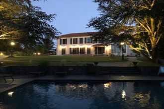 Ma-Cabane - Vente Maison COMMELLE-VERNAY, 478 m²