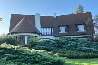 Ma-Cabane - Vente Maison COMMELLE-VERNAY, 241 m²