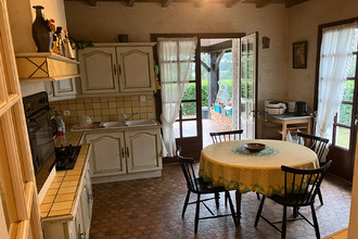 Ma-Cabane - Vente Maison COMMELLE-VERNAY, 241 m²