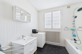 Ma-Cabane - Vente Maison COMMENTRY, 118 m²