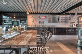 Ma-Cabane - Vente Maison CORBEIL-ESSONNES, 650 m²