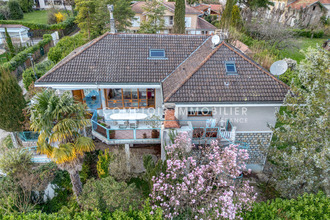 Ma-Cabane - Vente Maison Corenc, 218 m²