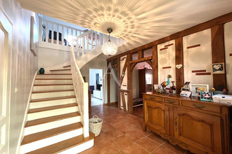 Ma-Cabane - Vente Maison COUR-CHEVERNY, 184 m²