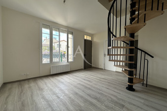 Ma-Cabane - Vente Maison COURBEVOIE, 68 m²
