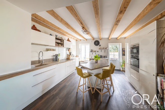 Ma-Cabane - Vente Maison Courcelles, 214 m²