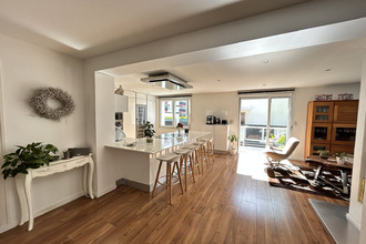 Ma-Cabane - Vente Maison CRAN GEVRIER, 200 m²