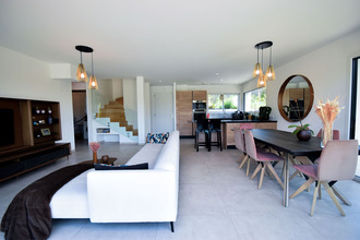 Ma-Cabane - Vente Maison CRANVES-SALES, 132 m²