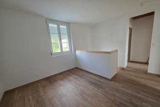 Ma-Cabane - Vente Maison CREVECOEUR-LE-GRAND, 120 m²