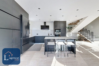 Ma-Cabane - Vente Maison Crozet, 201 m²