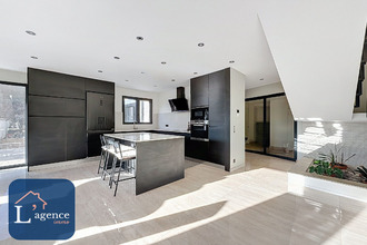 Ma-Cabane - Vente Maison Crozet, 201 m²