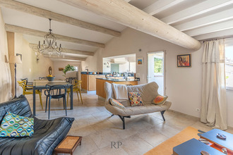 Ma-Cabane - Vente Maison CUCURON, 204 m²