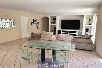 Ma-Cabane - Vente Maison Cuers, 183 m²