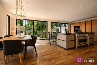 Ma-Cabane - Vente Maison CUERS, 211 m²